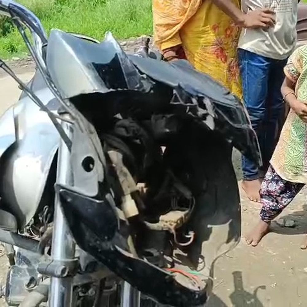 अमृतसर में प्रवासी परिवार के घर पर हमले का आरोप:CCTV; घुसकर महिलाओं और बुजुर्गों से मारपीट, दो दर्जन युवकों पर आरोप
