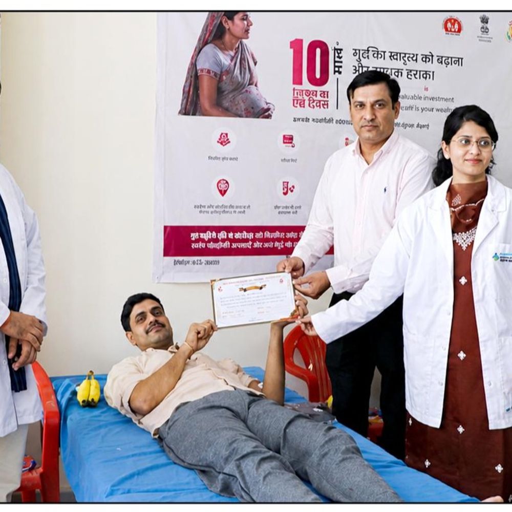 झज्जर स्थापना दिवस पर सेवा का महायज्ञ:736 लोगों ने कराई मुफ्त स्वास्थ्य जांच, रक्तदान कर बचाई जिंदगी की उम्मीद, संस्कारम हॉस्पिटल के मेगा हेल्थ कैंप में उमड़ी भीड़