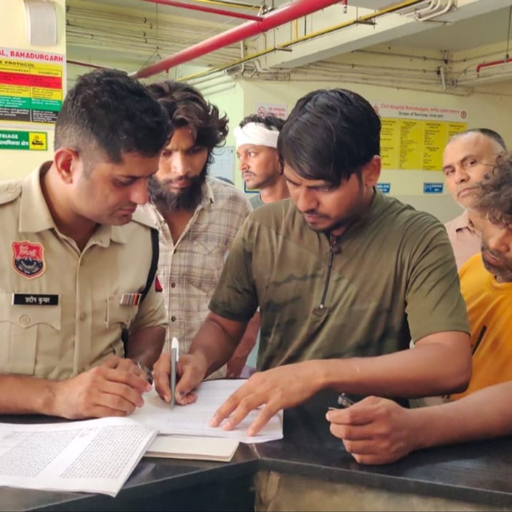 झज्जर में ट्रेन की चपेट में आए 2 दोस्त, मौत:रेलवे ट्रैक के पास टहलने गए थे, एक सोनीपत का रहने वाला