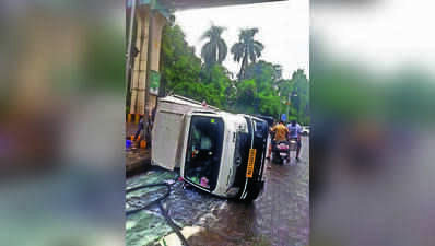 Morning walker killed after ST bus collides with milk van at LAD square | Nagpur News