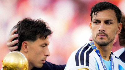 Argentina star behind shameful throat-grab on Spain defender hints at international retirement after World Cup final | Football News