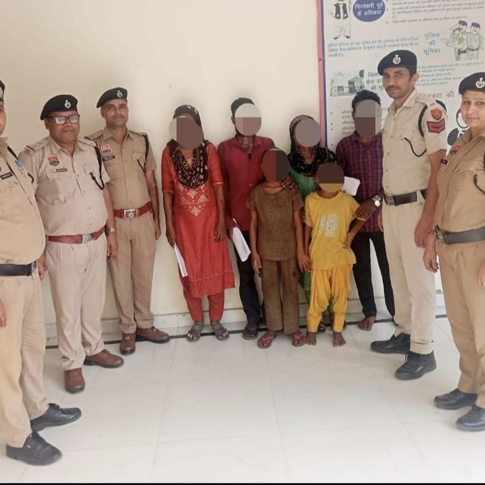 इसराना से लापता 2 बच्चियां 4 घंटे में मिलीं:पानी लेने गई थी, बस में बैठकर पहुंची पानीपत, परिजनों को सौंपी