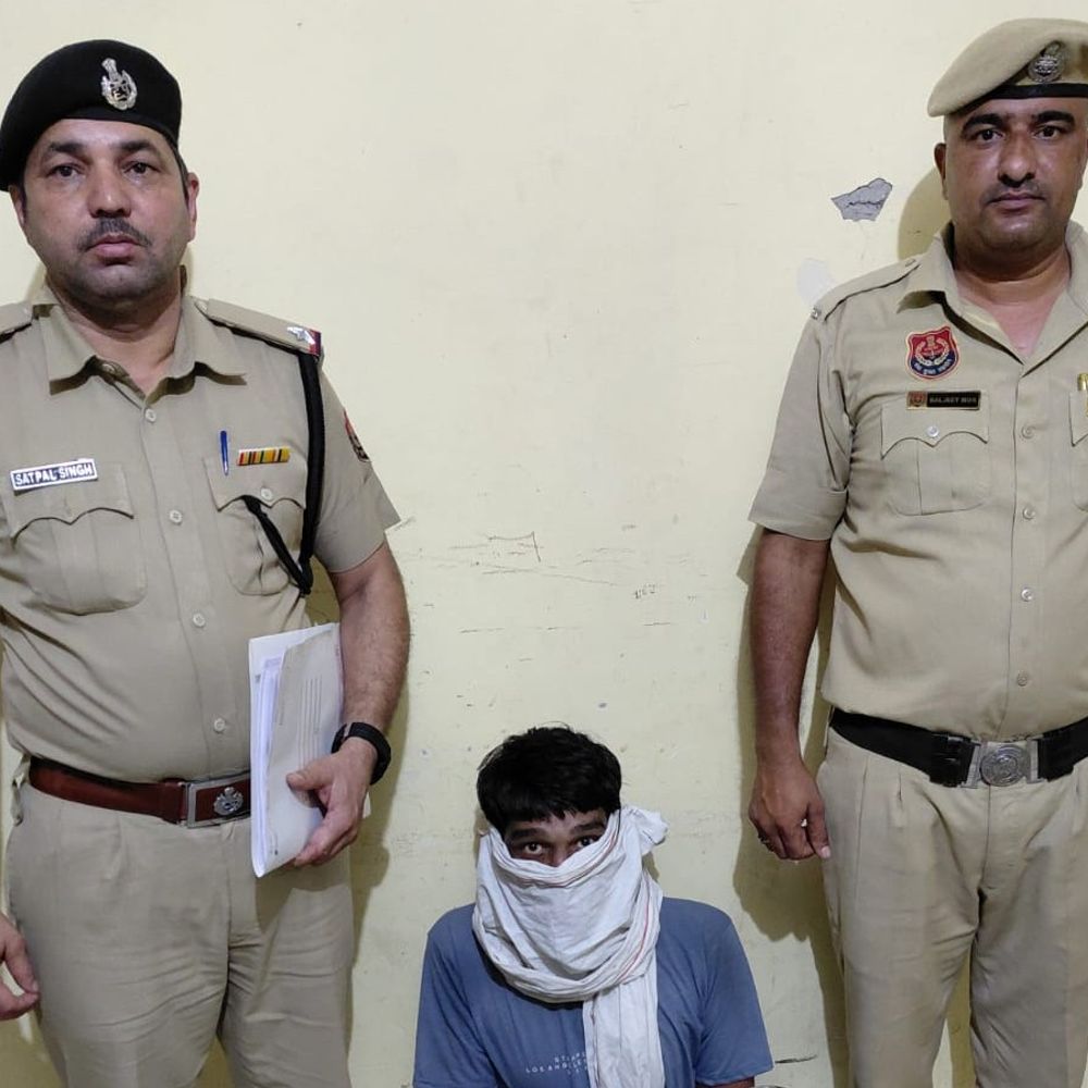 नरवाना में बाइक चोरी का आरोपी गिरफ्तार:पुलिस ने चोरी की मोटरसाइकिल बरामद की; कोर्ट में पेशकर जेल भेजा