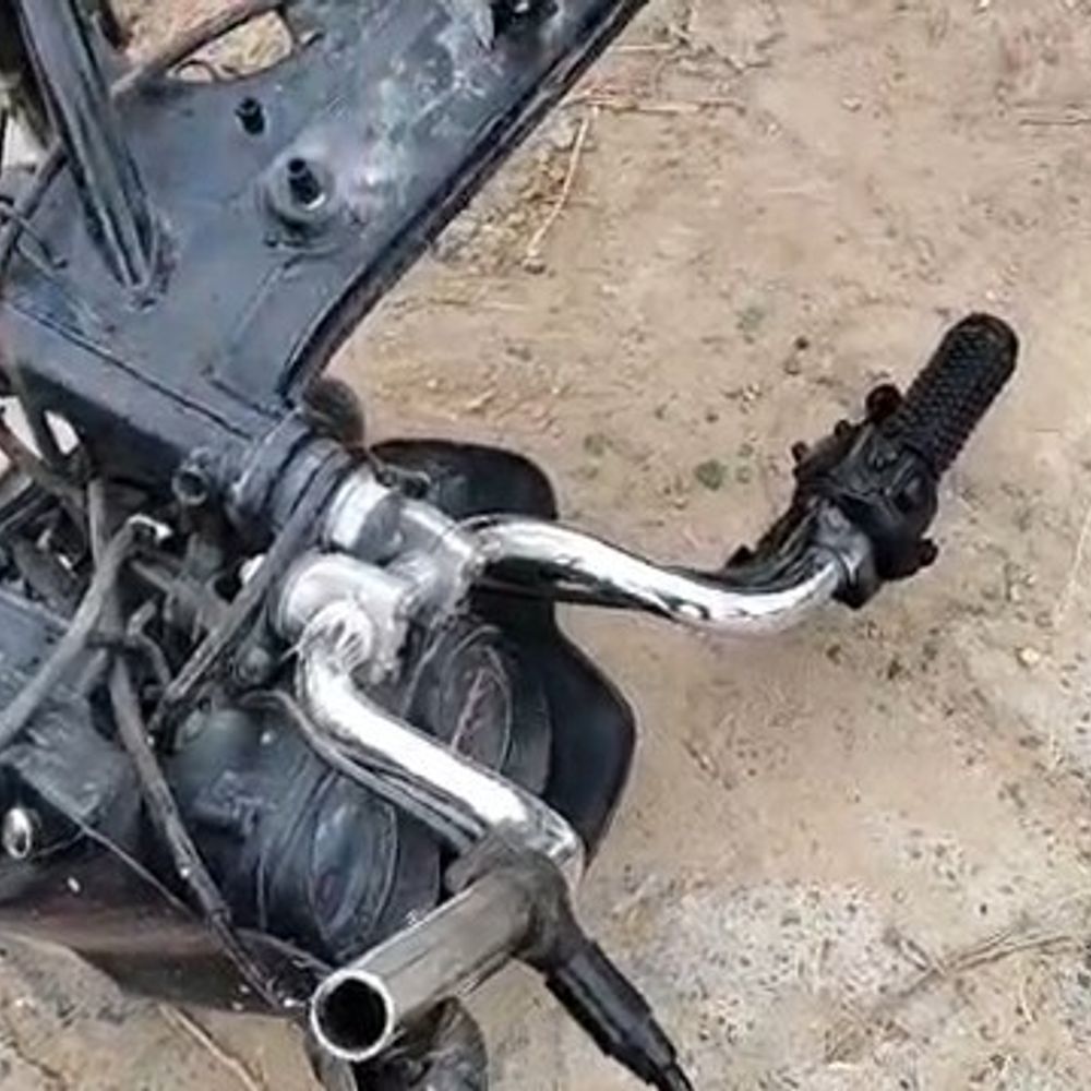 सिरसा में डॉक्टर की बाइक चोरी कर पार्ट्स निकालकर बेचे:अस्पताल के बाहर से हुई गायब, 24 घंटे बाद रोड किनारे मिले आधे-अधूरे पुर्जे