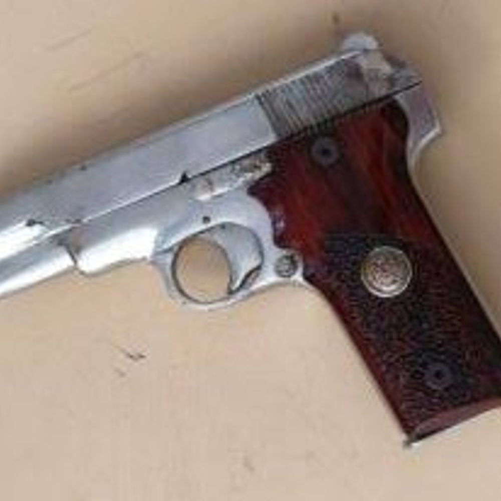 कपूरथला में वारदात की फिराक में बैठे युवक को दबोचा:कार से अवैध पिस्टल और मैगजीन बरामद, पुलिस मामले की जांच में जुटी