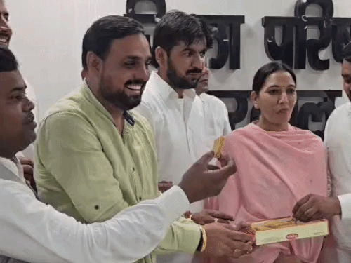 तख्तापलट के बाद रीना खरकाली को कार्यकारी चेयरपर्सन की जिम्मेदारी:पार्षदों ने लगाए गंभीर आरोप, बोले- ग्रांट वितरण में भेदभाव और चुनावों में पार्टी विरोधी गतिविधियां हुईं