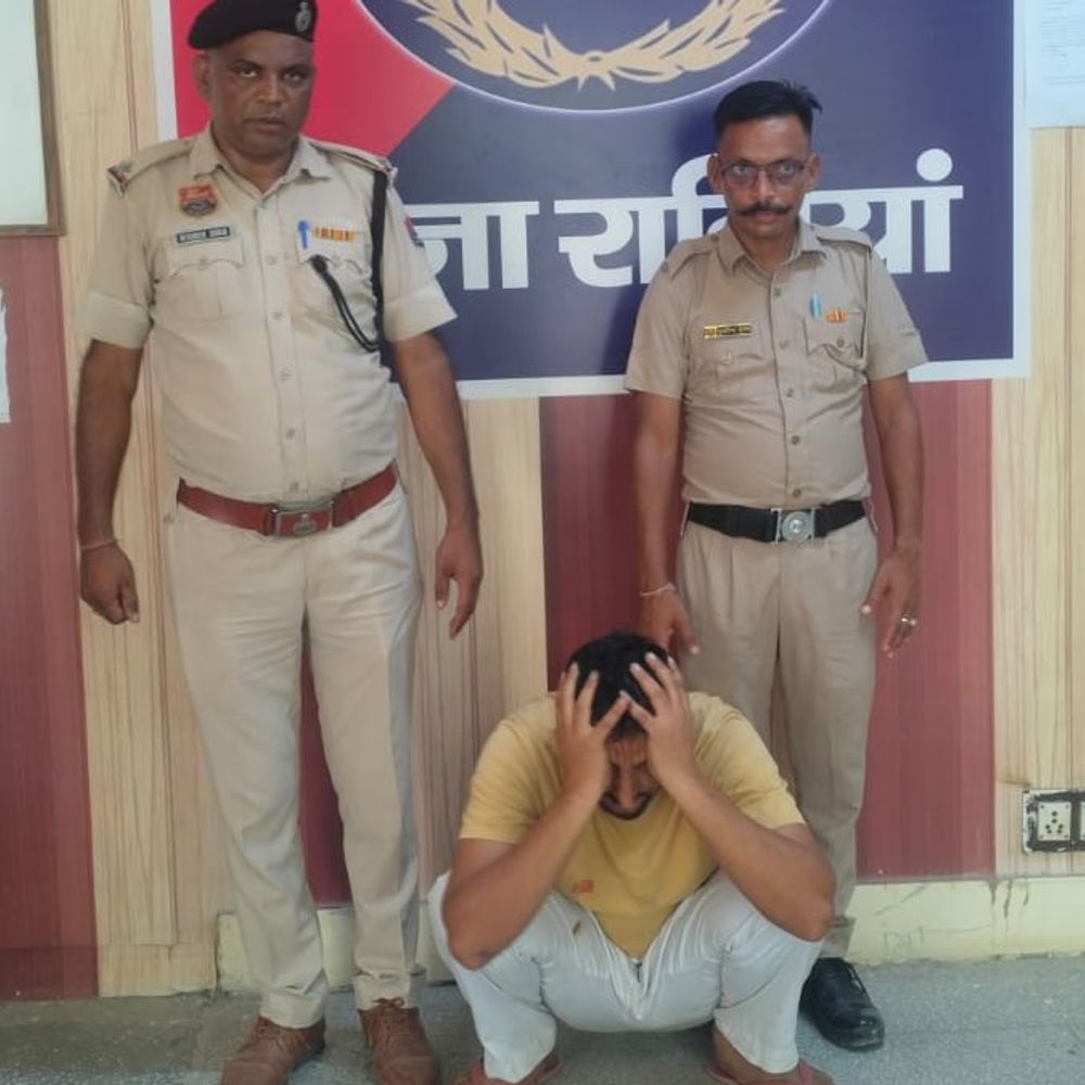 सिरसा में छात्रा से बैग छीनने वाला युवक काबू:12 घंटे बाद पकड़ में आया, पुलिस बोलीं-नशे की लत के लिए की वारदात