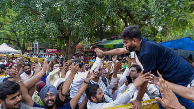 Heavy security at Jantar Mantar as CJP gears up for Parliament march: Top developments | India News