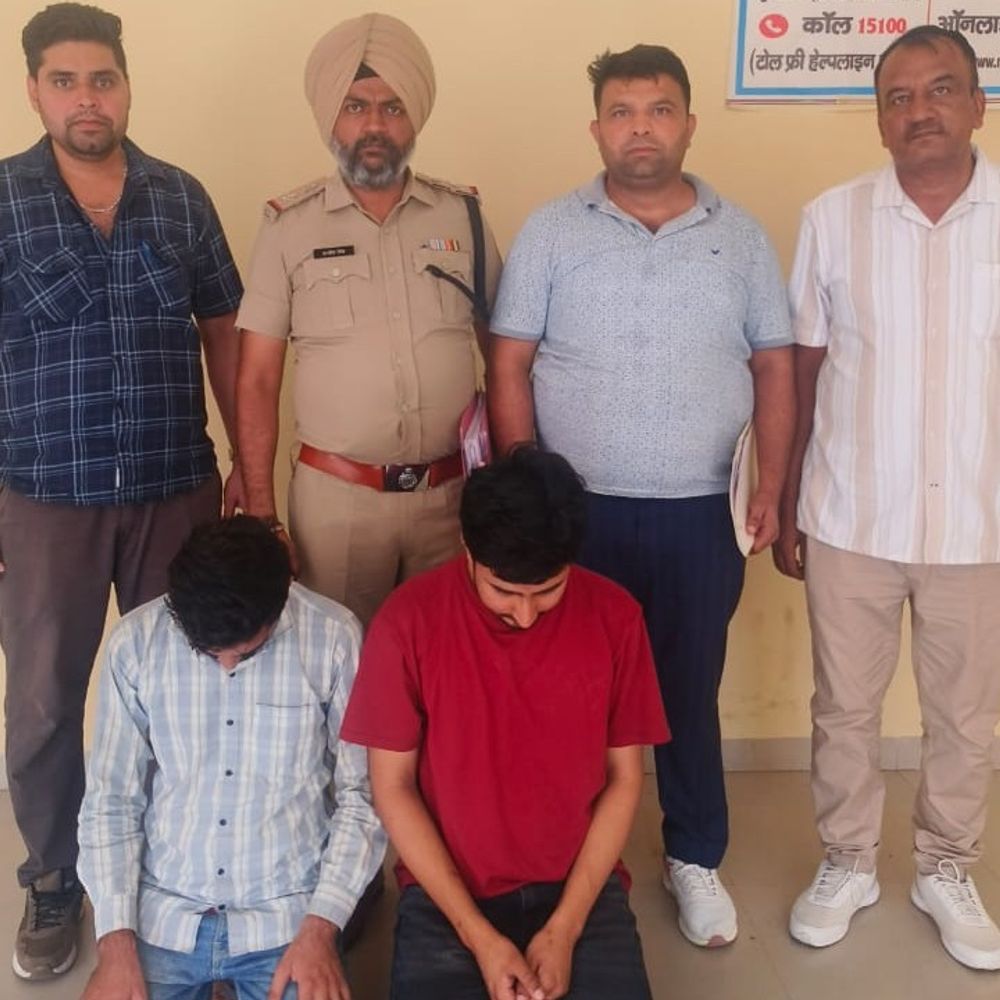 पंचकूला में बुजुर्ग महिला को किया डिजिटल अरेस्ट:खुद को क्राइम ब्रांच अधिकारी बताया, 16 लाख रुपए हड़पे, पुलिस ने 2 आरोपी पकड़े