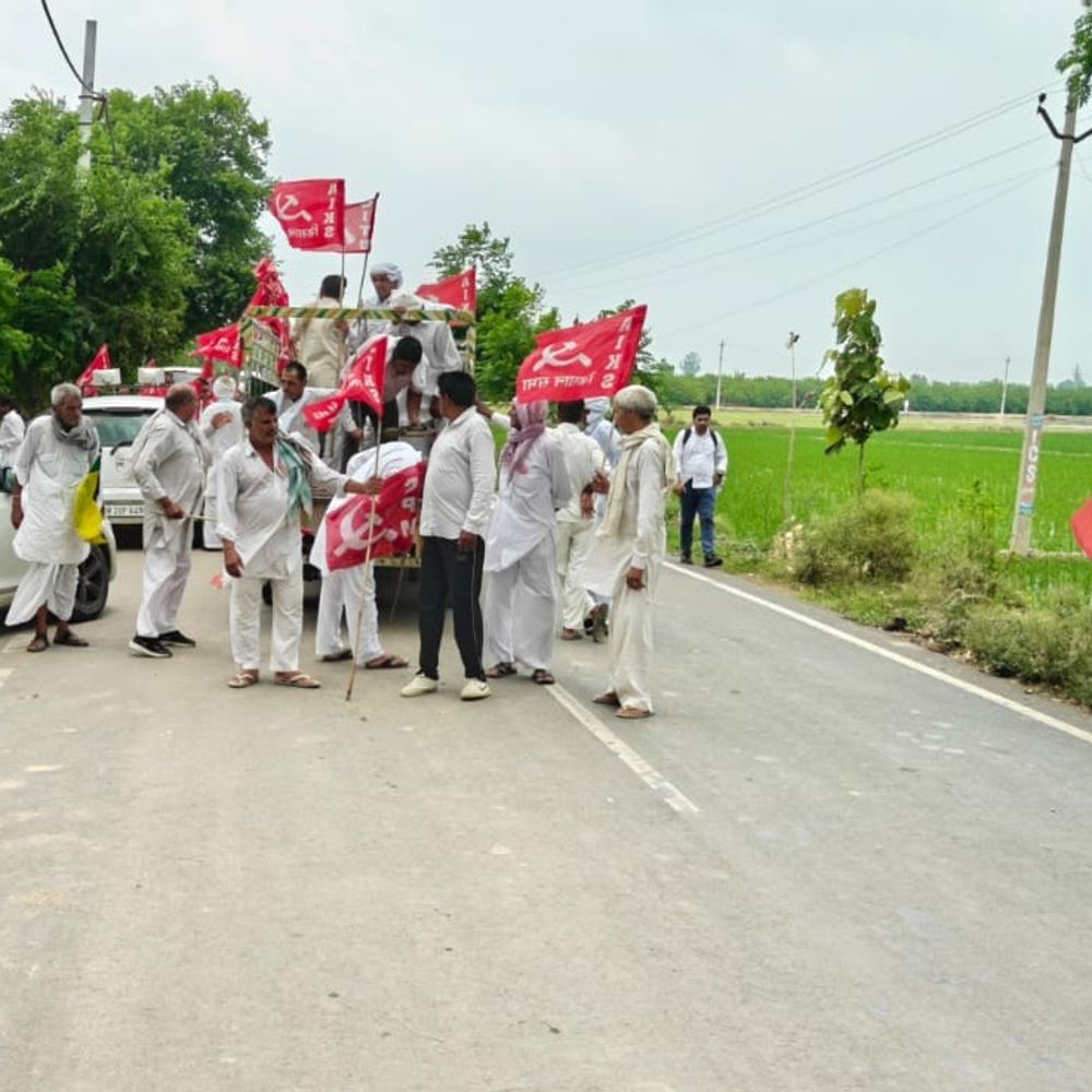 जाखल में एफटीए के विरोध में किसानों का प्रदर्शन:राज्यसभा सांसद के भतीजे को सौंपा मांग पत्र, बोले- समझौते से ग्रामीण अर्थव्यवस्था होगी कमजोर