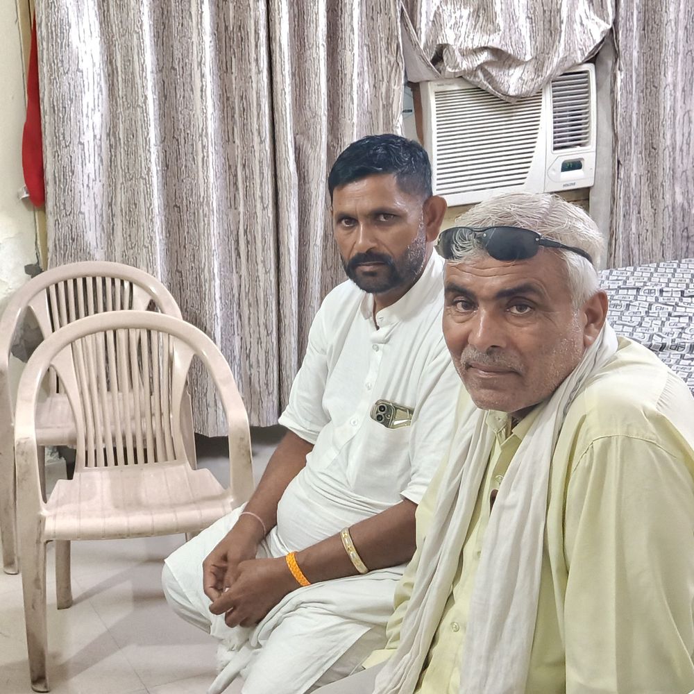 जाखल में भैंसों के व्यापारी से लूट:1.90 लाख रुपए लूटकर भागे 3 बदमाश, बाइक पर सवार होकर आए थे