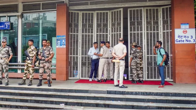 Rajiv Chowk, Mandi House, Central Secretariat and Janpath Metro entry gates reopen after Dharmendra Pradhan’s resignation | Delhi News