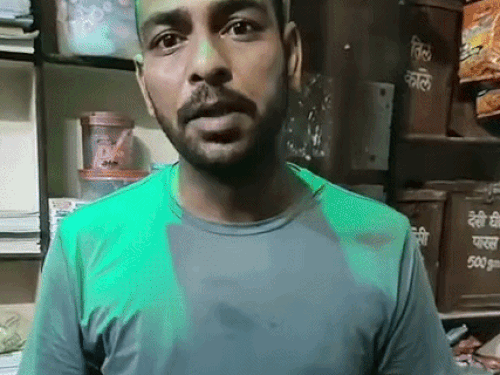 सिरसा JJPनेता सिंगला ने जेई-एसडीओ पर लगाए गंभीर आरोप, वीडियो:कहा-सरपंच-ठेकेदार ने बनाई गली ऊंची, बरसाती पानी घर में घुसा, डराया-धमकाया