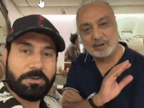 बीनू ढिल्लों को एयर इंडिया की फ्लाइट आई दिक्कत:सीट की वजह से परिवार समेत हुए परेशान, बोले- कनाडा पैदल चले जाओ