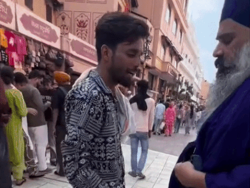 Golden Temple Heritage Street Nihang Beats Hotel Staff