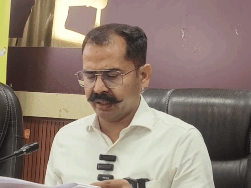 SIR ड्यूटी से गायब ग्राम सचिव सस्पेंड:दो नोटिस का नहीं दिया जवाब, मीटिंग में भी नहीं आए; कुरुक्षेत्र DC का एक्शन