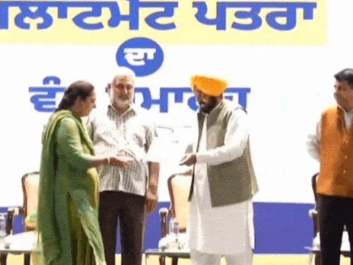 भगवंत मान बोले-कांग्रेस में 500 करोड़ में बनता है सीएम:मजीठिया पर भी साधा निशाना, कहा-जमानत पर बाहर आए हैं, किला जीतकर नहीं
