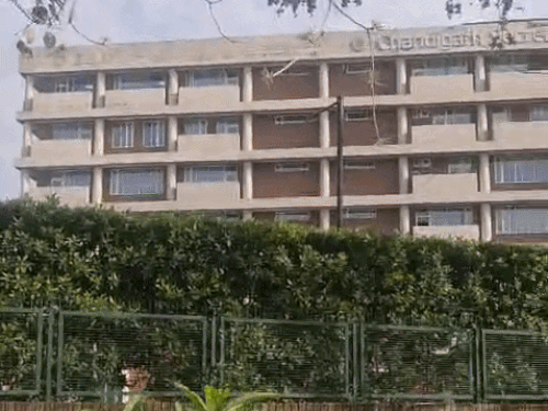 चंडीगढ़ में 4 नए लेबर कोड लागू करने की तैयारी:प्रशासन ने जारी किया ड्राफ्ट; कंपनियों और कर्मचारियों से मांगे सुझाव