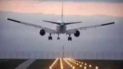 Mumbai airport shut for an hour due heavy rains, Sunday | Mumbai News