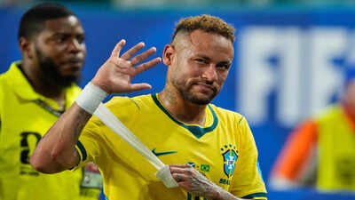 ‘I want to make request as a father’: Neymar’s dad pens emotional message after retirement | Football News