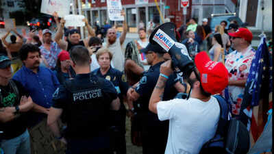 ‘Second in a week’: Protests erupt after ICE agent fatally shoots Colombian man in US