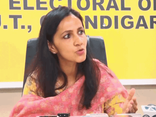 चंडीगढ़ में मतदाता सूची पुनरीक्षण का तीसरा चरण आज:एसआईआर प्रक्रिया पूरी, चुनाव विभाग देगा पूरी जानकारी, 99% से अधिक मतदाताओं का प्रोसेस पूरा