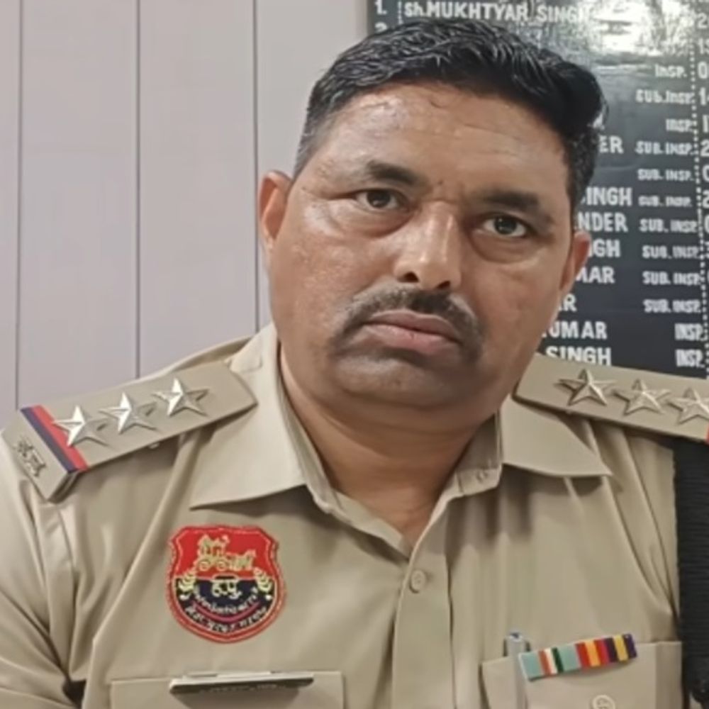 कैथल में ऑटो, ई-रिक्शा ड्राइवरों के बनेंगे आई कार्ड:नाम, पता, आधार नंबर लिखा जाएगा, वारदातों को रोकने के लिए निर्णय लिया