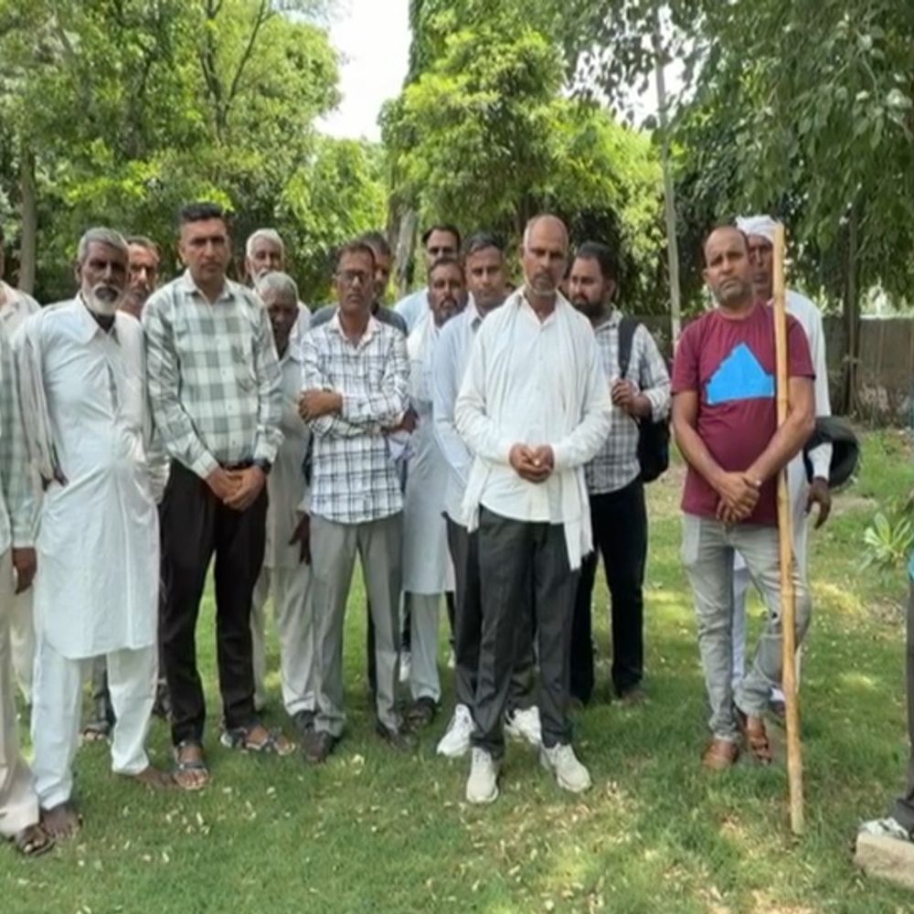 कैथल के गांव भूना के ग्रामीण सीएम को करेंगे शिकायत:भाजपा पूर्व विधायक पर जमीन कब्जाने का आरोप, जांच की मांग