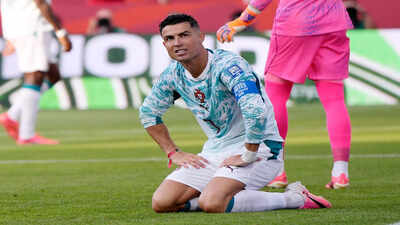 ‘Ego holding Portugal hostage’: Zlatan Ibrahimovic launches brutal attack on Cristiano Ronaldo | Football News
