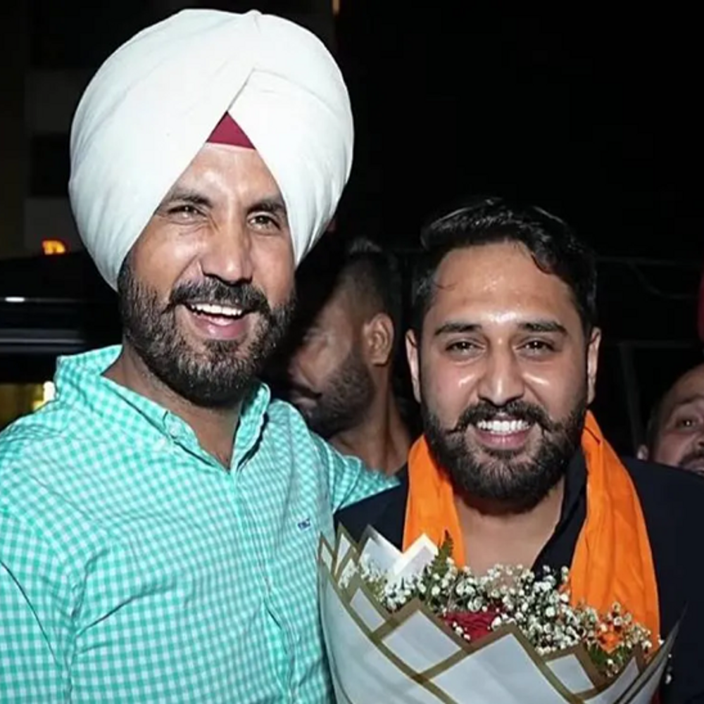 पंजाब-यूथ कांग्रेस-प्रधान बनने के बाद पहली बार अमृतसर पहुंचेंगे शुवम-शर्मा:गोल्डन-गेट पर होगा स्वागत, श्री हरिमंदिर साहिब में माथा टेक करेंगे आशीर्वाद प्राप्त