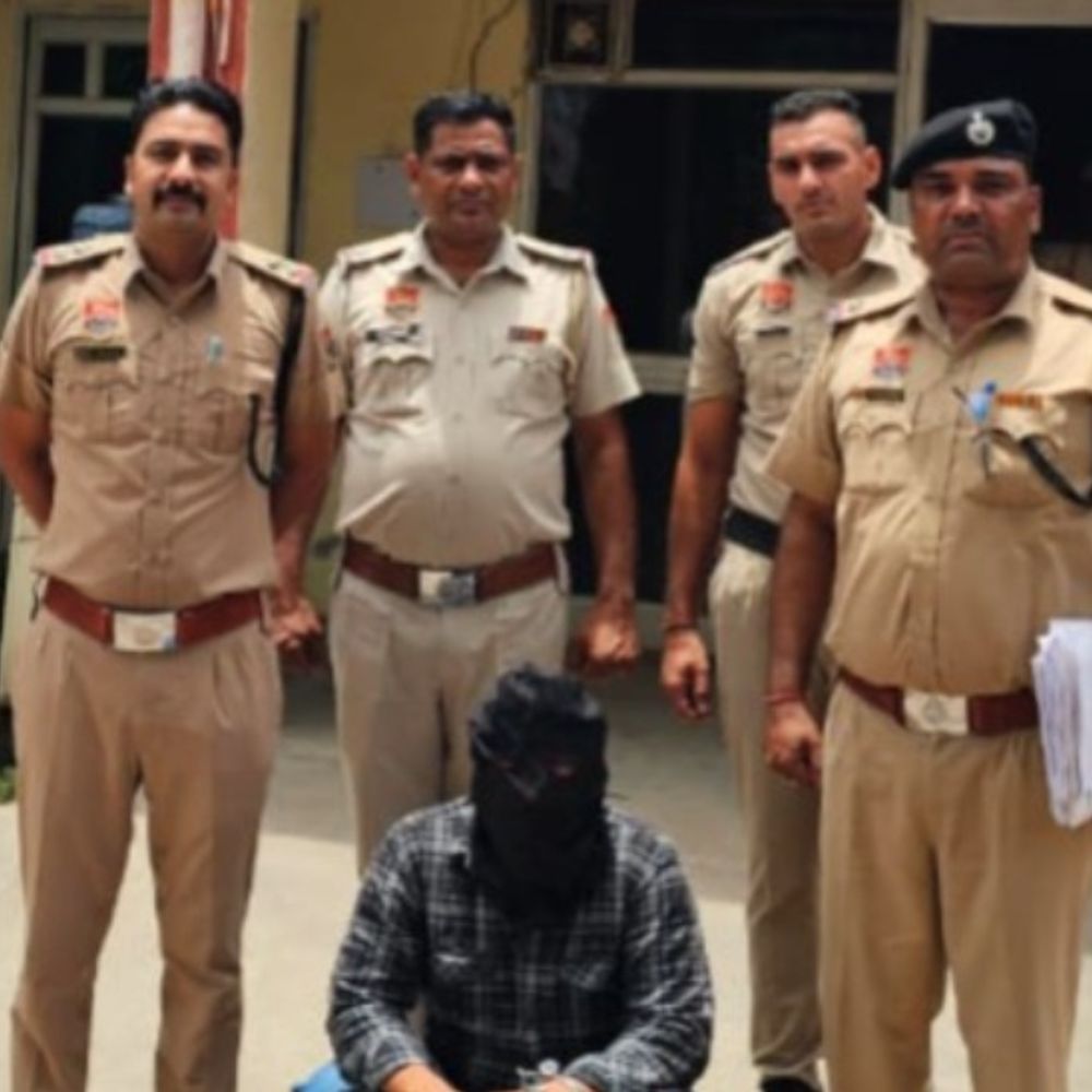 फतेहाबाद में 3 युवकों पर हमले का मास्टरमाइंड पकड़ा:आरोपी पर पहले से 5 केस दर्ज; पुरानी रंजिश के चलते किया था हमला
