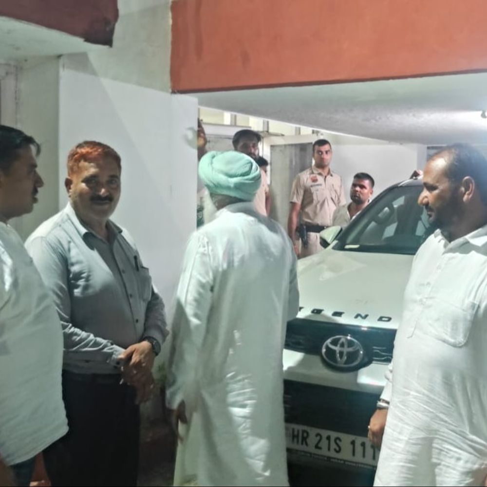 रतिया के PWD रेस्ट हाउस में समझौता वार्ता विफल:अविश्वास प्रस्ताव पर नहीं बनी सहमति, मुख्यमंत्री की पहल पर बुलाई गई थी मीटिंग
