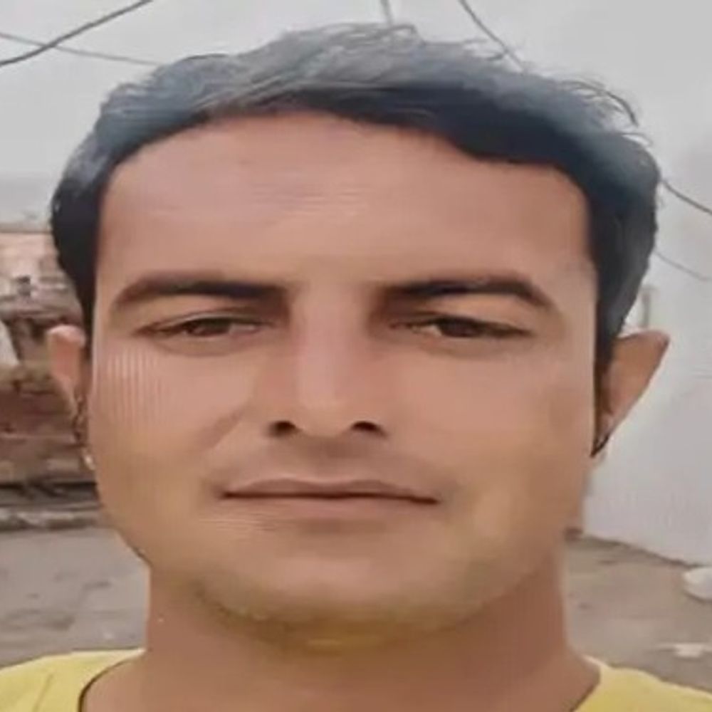 जींद में पैसे के लेन-देन में हुई कारोबारी की हत्या:बचने के लिए पड़ोसी के घर में घुसना चाहता था; चाचा समेत 5 पर FIR