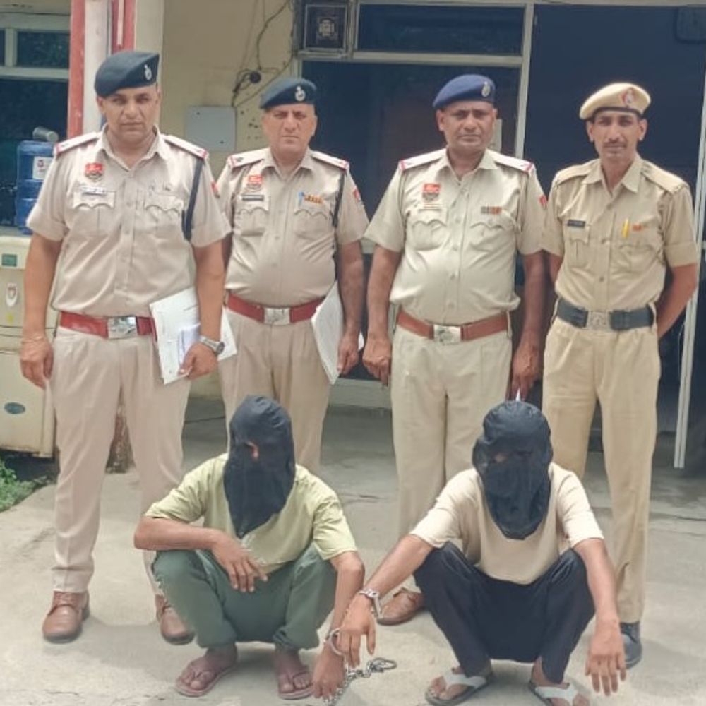 फतेहाबाद में दिव्यांग से लूट के 2 आरोपी पकड़े:बस अड्डे के शौचालय के बाहर की वारदात; दोनों को जेल भेजा