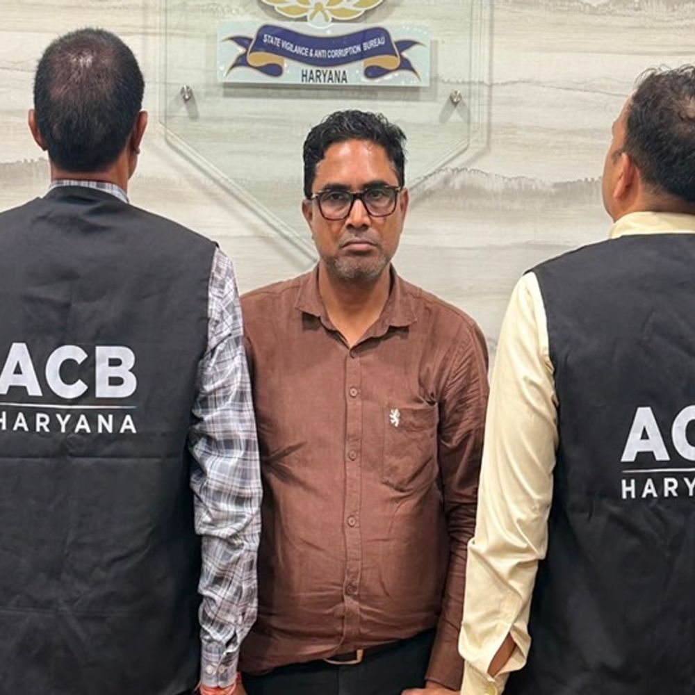 फरीदाबाद रिश्वतखोर एक्सईएन की कोर्ट में पेशी आज:पलवल के ठेकेदार से लिए 30 हजार,DSP बोले- कॉल रिकार्डिंग से खुला पूरा राज