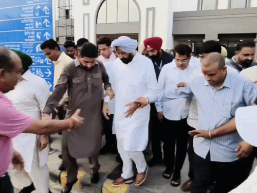 पंजाब BJP प्रधान पहुंचे जालंधर कैंट स्टेशन:PM राज्य को वर्ल्ड क्लास स्टेशनों की देंगे सौगात; ढिल्लों ने तैयारियों का लिया जायजा