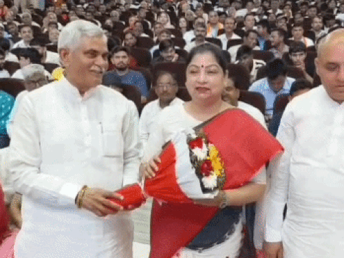 पुरुष आयोग की डिमांड करने में कोई हर्ज नहीं:रोहतक में बोली उषा प्रियदर्शनी: बहनों के साथ घिनौनी हरकत करने से बाज आए लोग